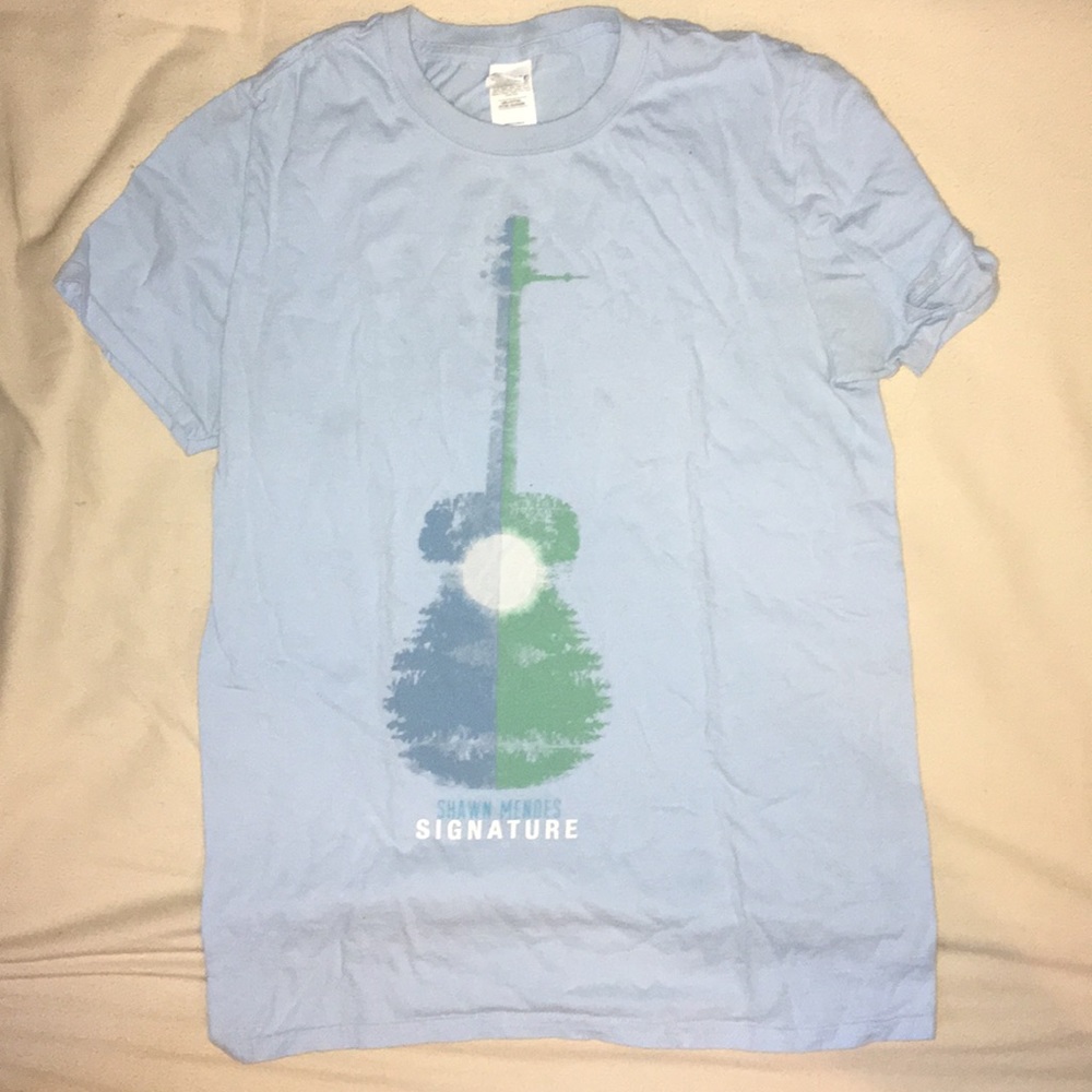 Shawn Mendes signature tee from 2013 tour